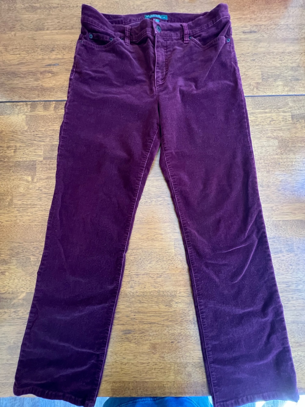 Lauren Ralph Lauren Women's Straight Leg Corduroy Pants in Deep Burgundy